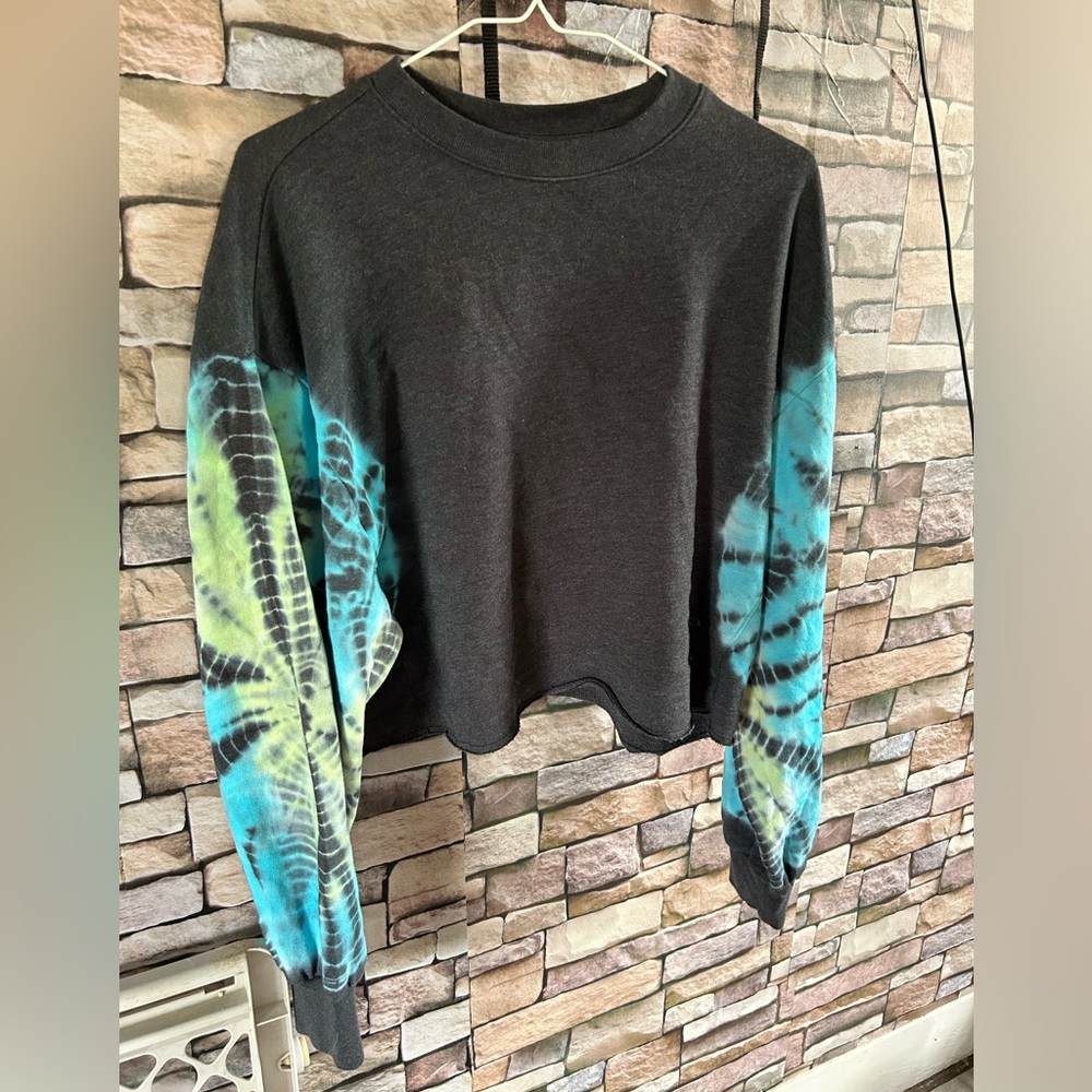 PINK Victoria's Secret Black Tie-Dye Sweatshirt